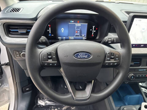 2025 Ford Maverick XLT