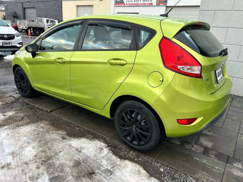2011 Ford Fiesta SE