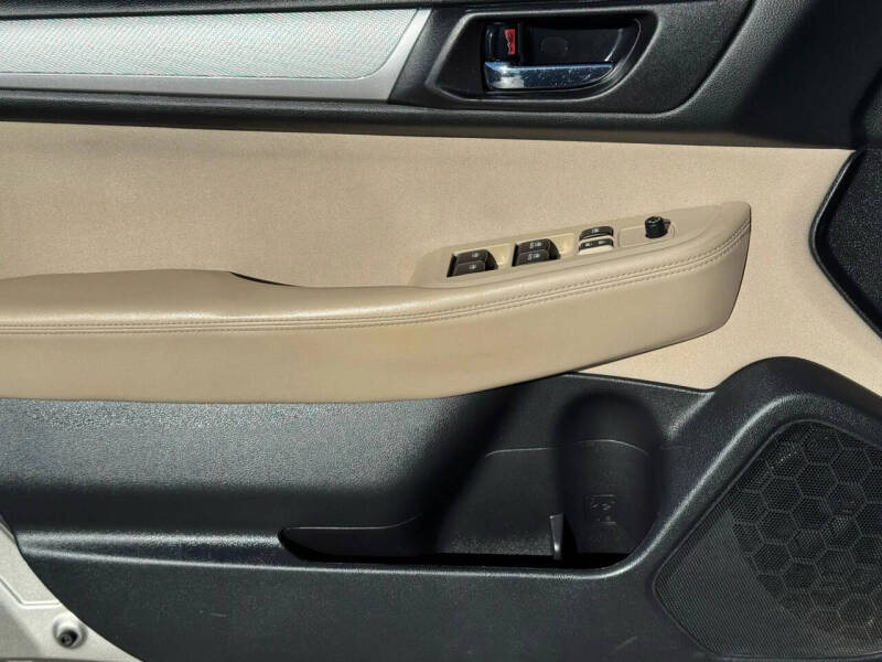 2016 Subaru Outback 2.5i Premium