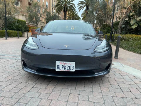 2020 Tesla Model 3 Standard Range Plus