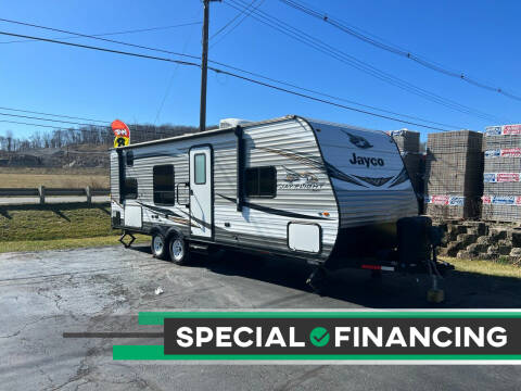 2019 Jayco Jfleight 26BH for sale at QUALITY AUTOS in Hamburg NJ