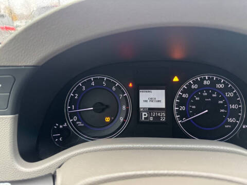 2011 Infiniti G37 Sedan x