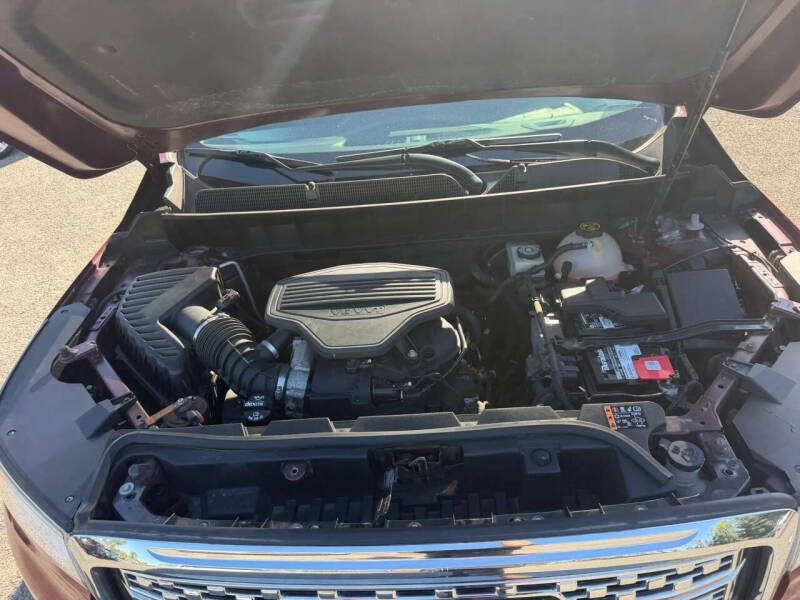 2017 GMC Acadia Denali