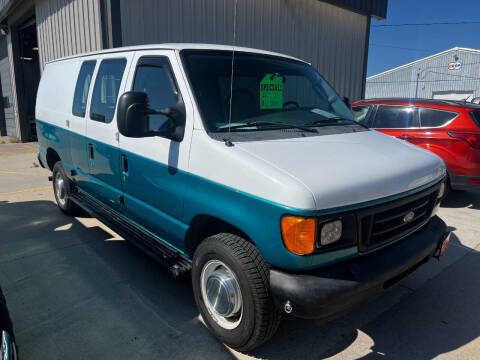 2005 Ford E-Series E-250