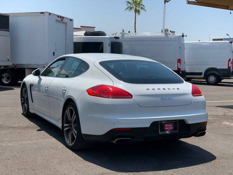 2015 Porsche Panamera