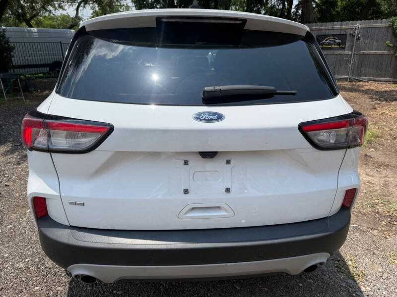 2021 Ford Escape SE