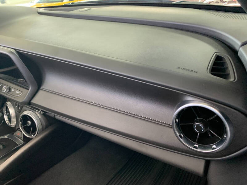 2023 Chevrolet Camaro LT