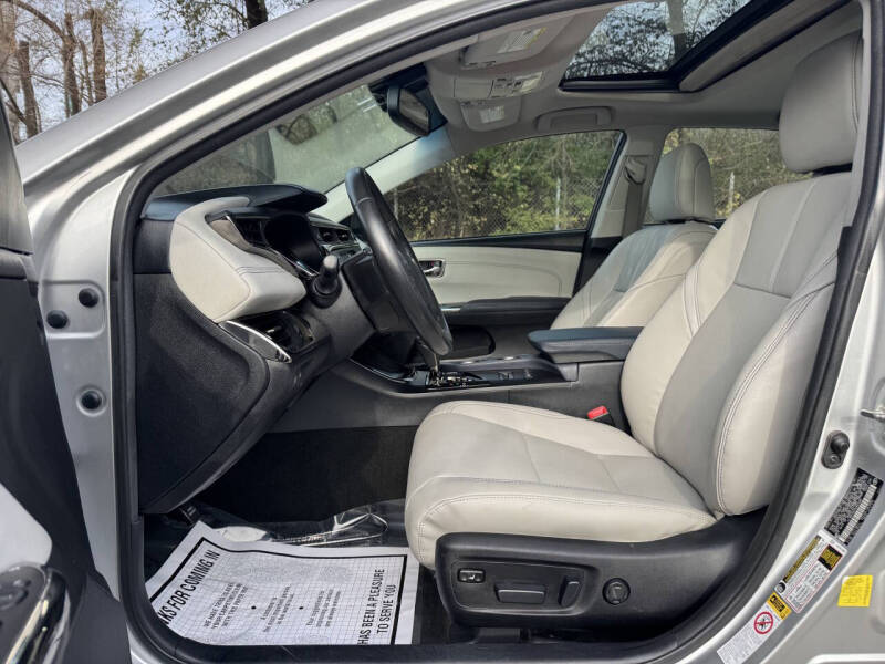 2013 Toyota Avalon Hybrid Limited