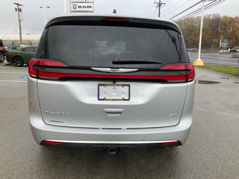 2026 Chrysler Pacifica Pinnacle