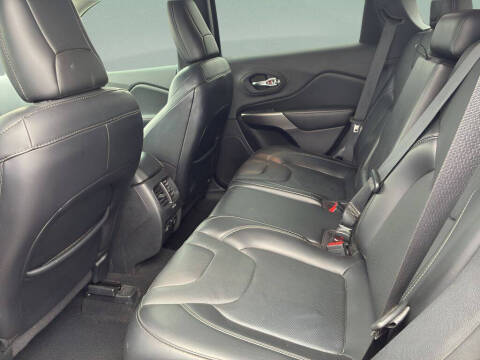 2021 Jeep Cherokee Latitude Lux