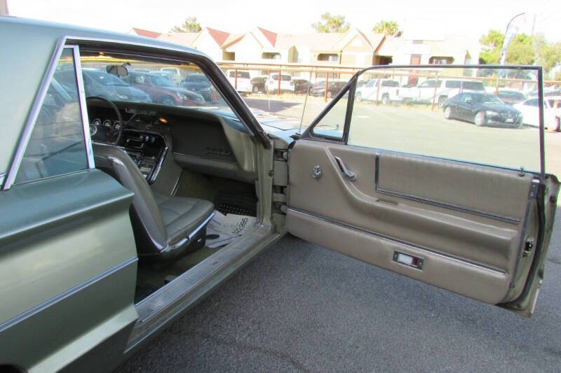 1966 Ford Thunderbird