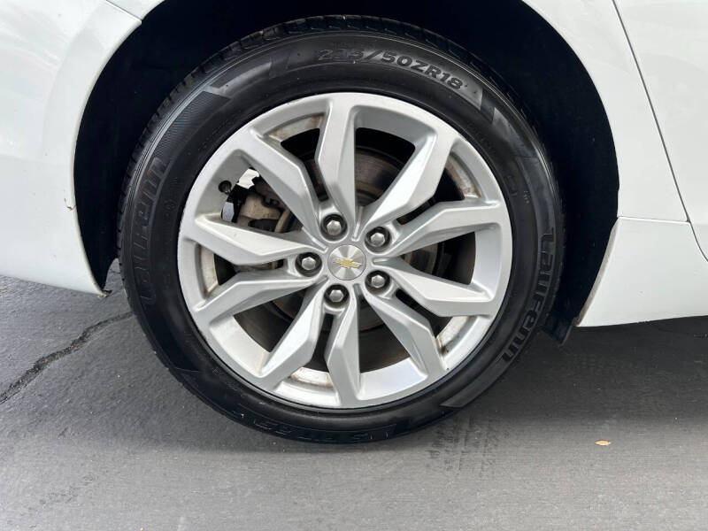2018 Chevrolet Impala LT
