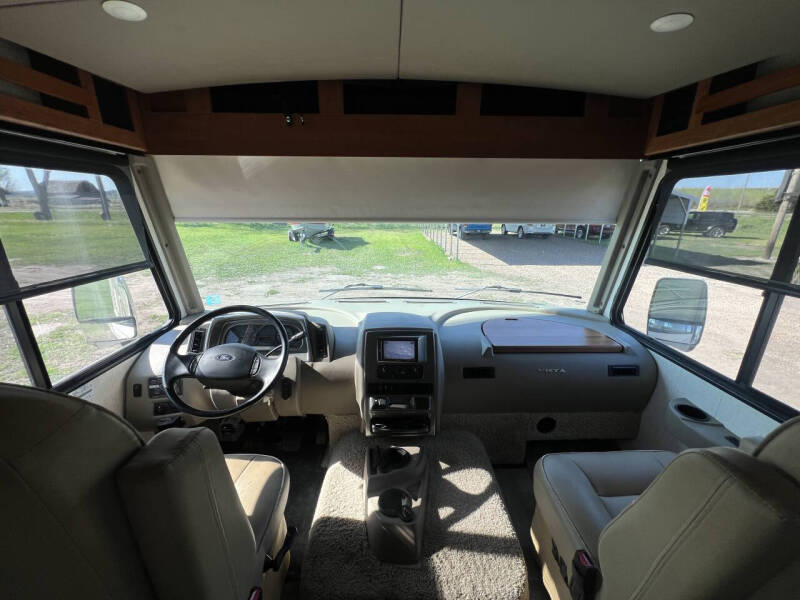 2017 Winnebago Vista 29VE