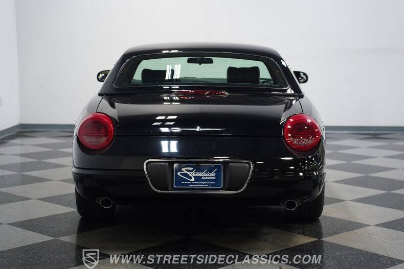 2005 Ford Thunderbird Deluxe