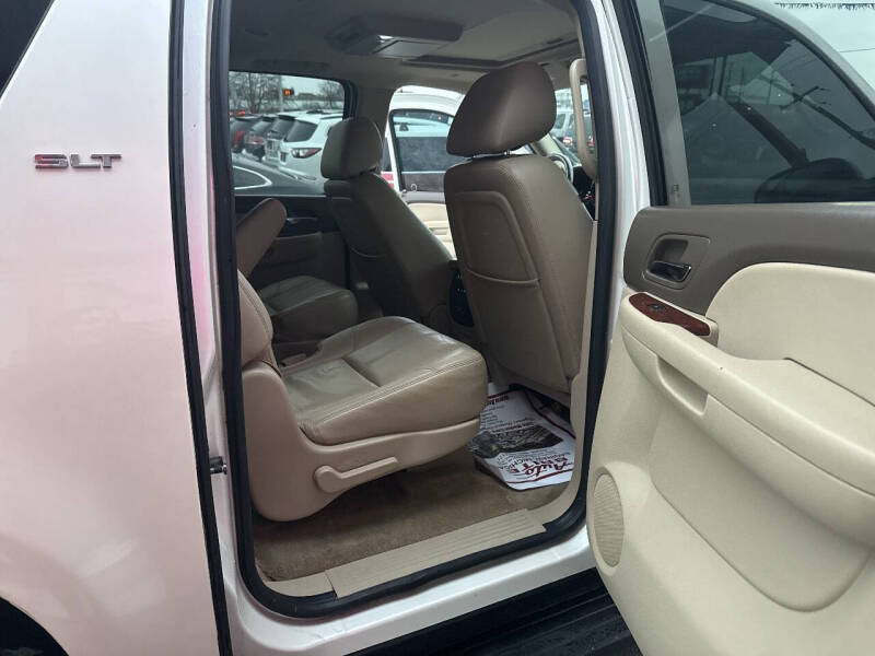 2011 GMC Yukon XL SLT