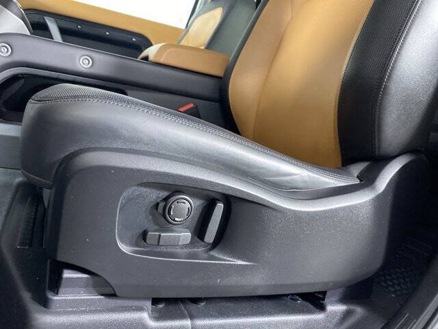 2023 Land Rover Defender 90 X-Dynamic SE