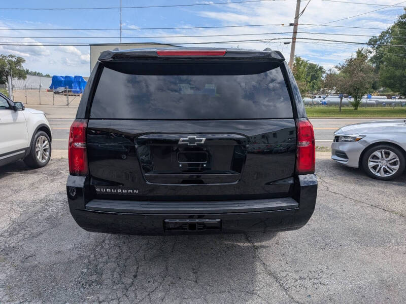 2017 Chevrolet Suburban LT