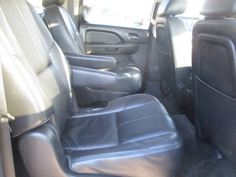 2012 Chevrolet Suburban LT