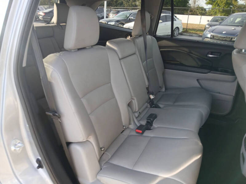 2022 Honda Pilot SE