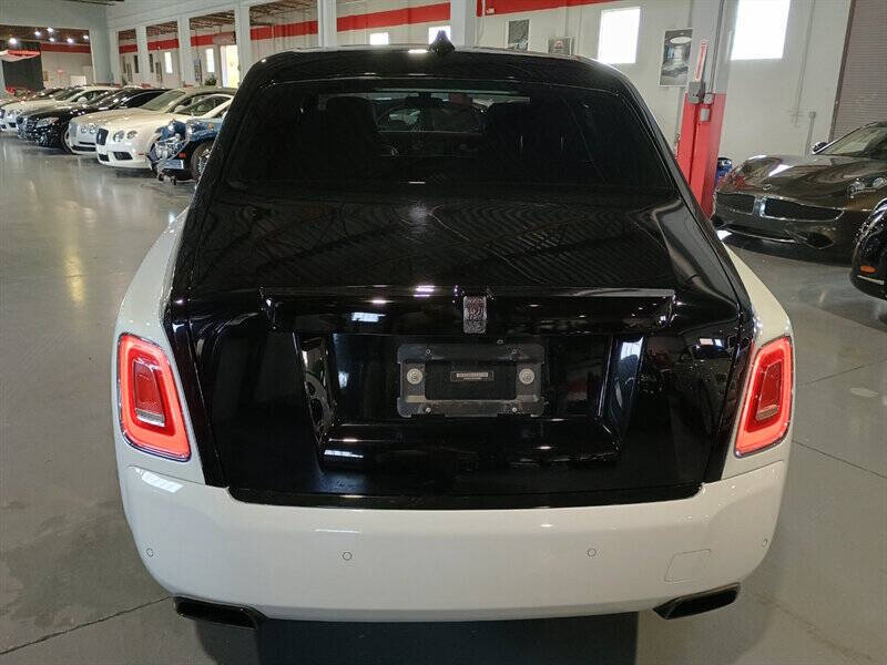 2019 Rolls-Royce Phantom 5