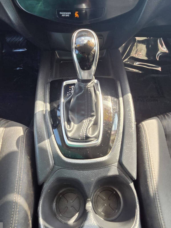 2020 Nissan Rogue S