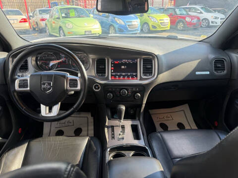 2014 Dodge Charger R/T Plus