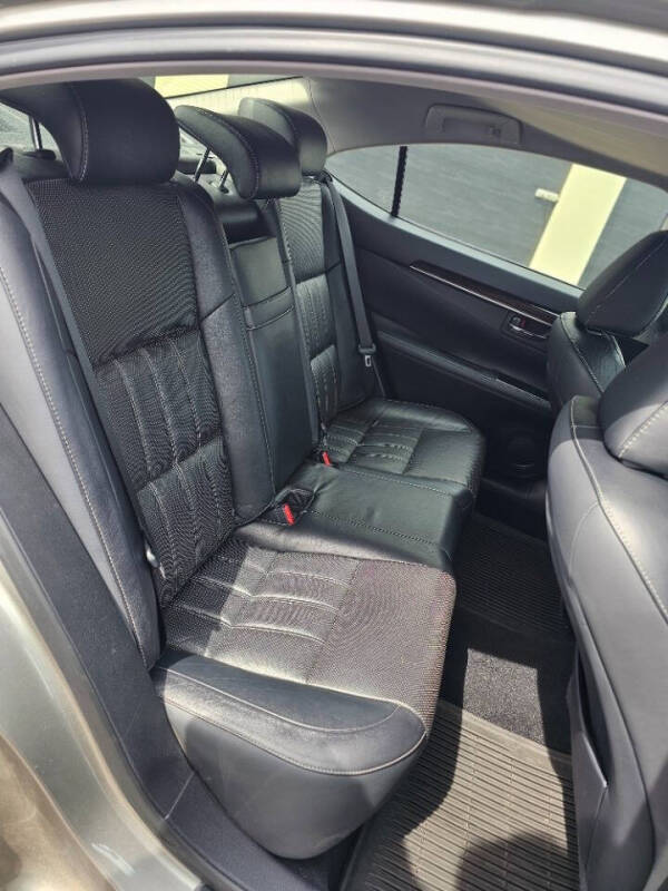 2016 Lexus ES 350