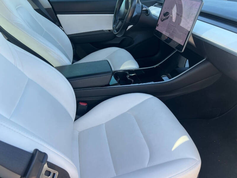 2018 Tesla Model 3 Mid Range