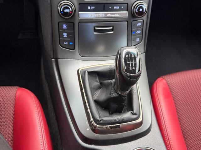 2013 Hyundai Genesis Coupe 2.0T R-Spec