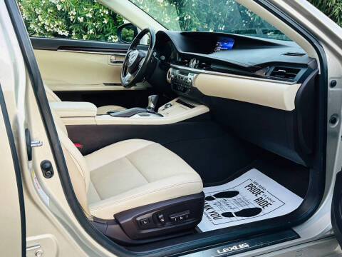 2017 Lexus ES 350