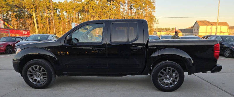 2012 Nissan Frontier SV photo 10