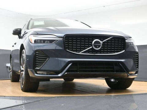 2024 Volvo XC60 B5 Plus Dark Theme