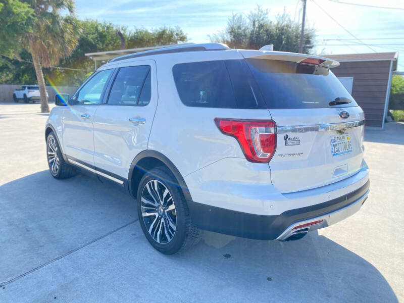 2016 Ford Explorer Platinum