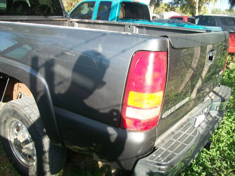 2002 Chevrolet Silverado 2500HD LS