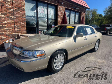 2011 Lincoln Town Car Signature Limited