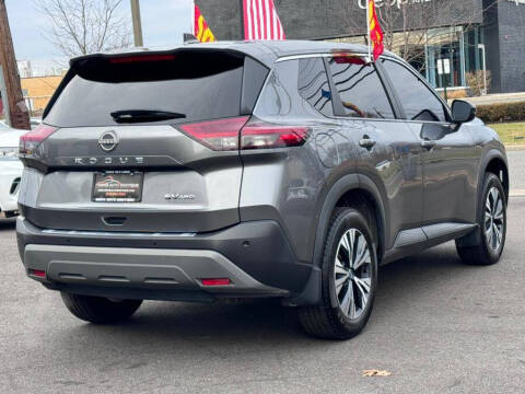 2022 Nissan Rogue SV