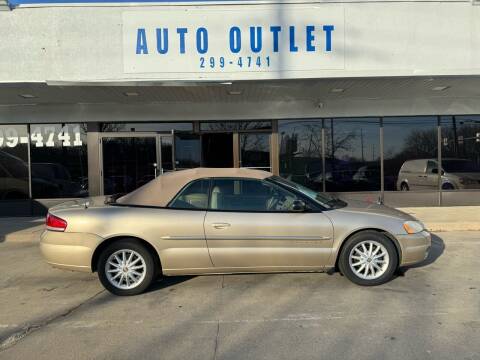 2001 Chrysler Sebring for sale at Auto Outlet in Des Moines IA