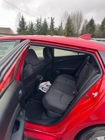 2022 Toyota Prius LE AWD-e