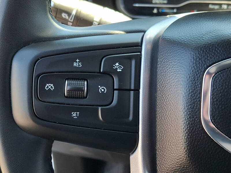 2023 GMC Yukon SLE