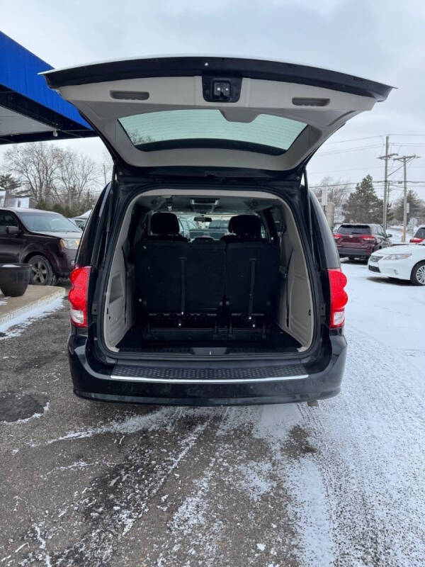 2017 Dodge Grand Caravan SE Plus