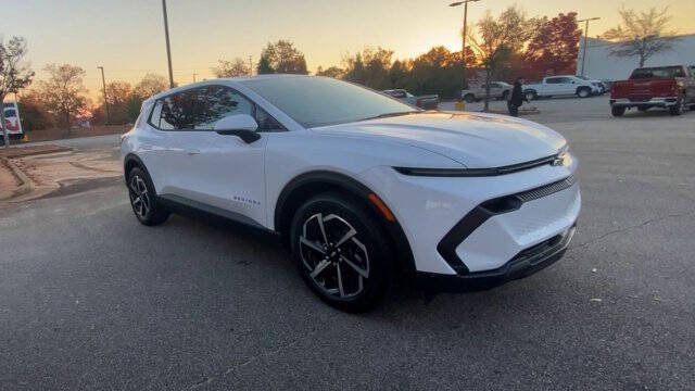 2026 Chevrolet Equinox EV LT 1