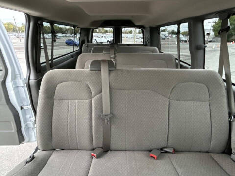 2017 Chevrolet Express LT 3500