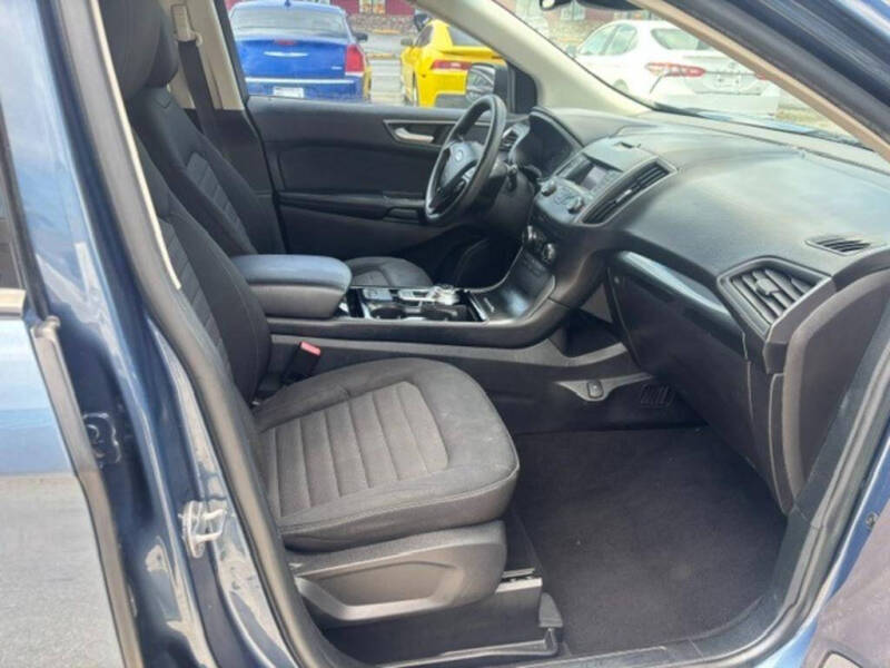 2019 Ford Edge SE