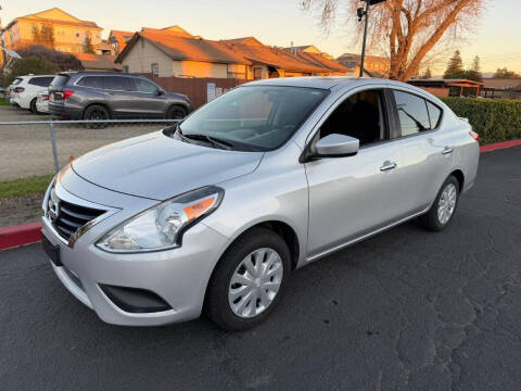2017 Nissan Versa 1.6 SV