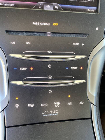 2014 Lincoln MKZ