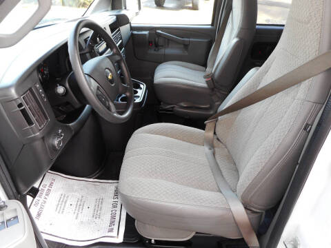 2017 Chevrolet Express LT 3500