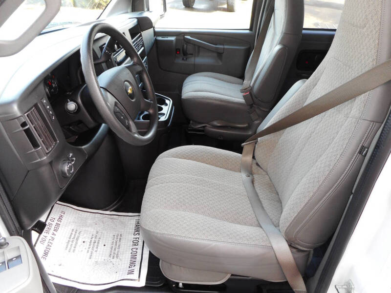 2017 Chevrolet Express LT 3500