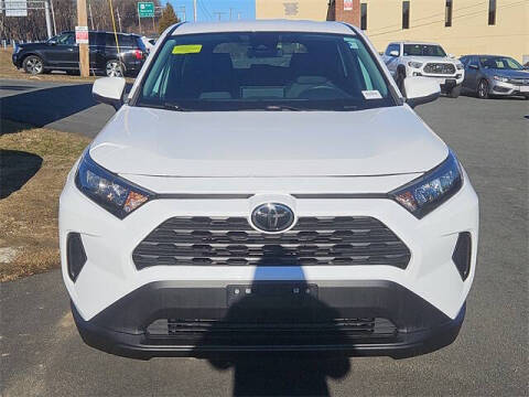 2022 Toyota RAV4 LE