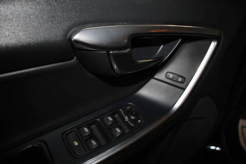 2013 Volvo S60 T6 R-Design Platinum