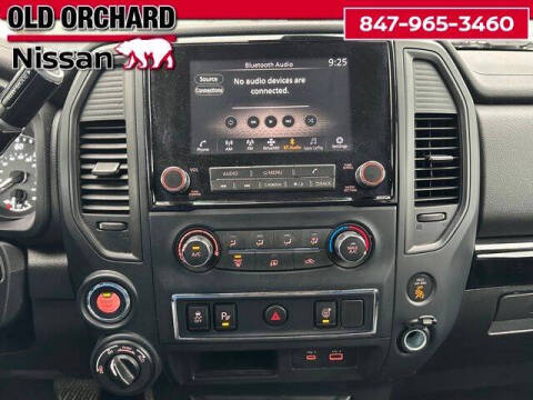 2023 Nissan Titan SV